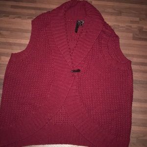 Sweater vest